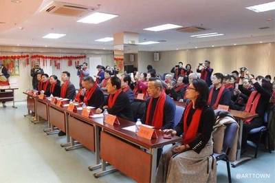 金豬送福喜迎春 文化歡樂(lè)進(jìn)萬(wàn)家——記新春文化藝術(shù)交流活動(dòng)